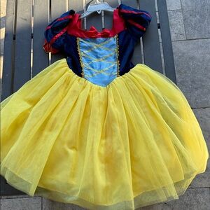Kids Snow White Princess Costume - Size M 5/6